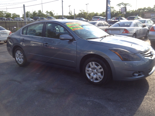 2011 Nissan Altima Pickupslt Quad Cab SWB 4WD 4x4 Truck