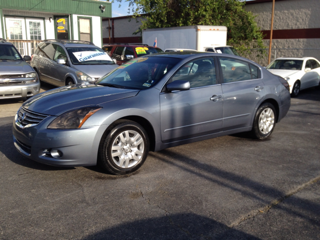 2011 Nissan Altima Pickupslt Quad Cab SWB 4WD 4x4 Truck