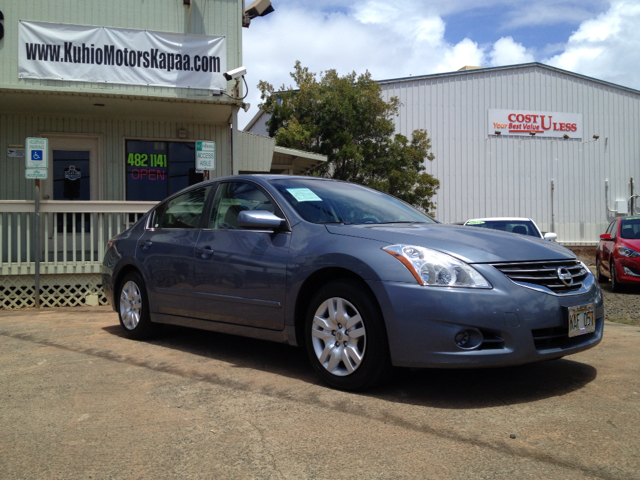 2011 Nissan Altima Pickupslt Quad Cab SWB 4WD 4x4 Truck