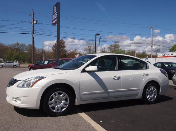 2011 Nissan Altima Pickupslt Quad Cab SWB 4WD 4x4 Truck