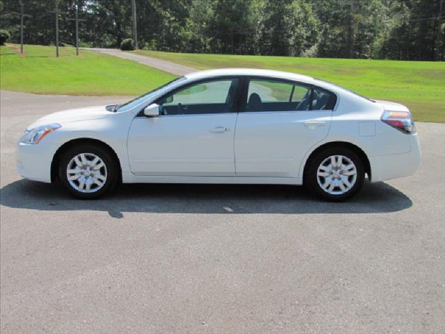 2011 Nissan Altima Quad-short-slt-6.7l Diesel-4wd-cd Player