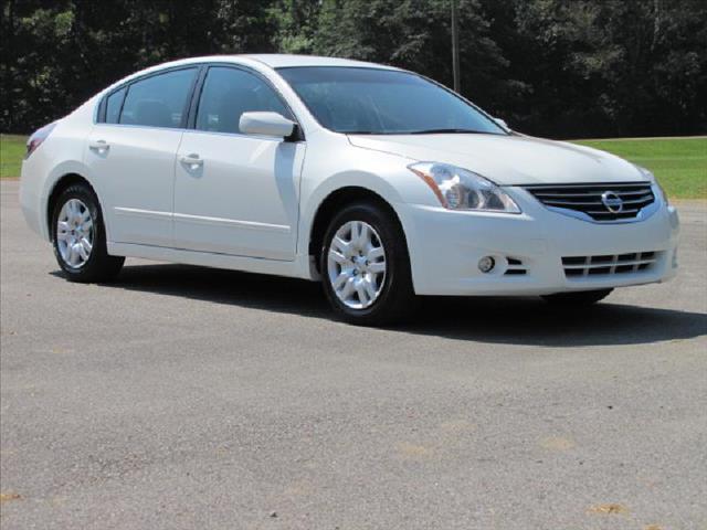 2011 Nissan Altima Quad-short-slt-6.7l Diesel-4wd-cd Player