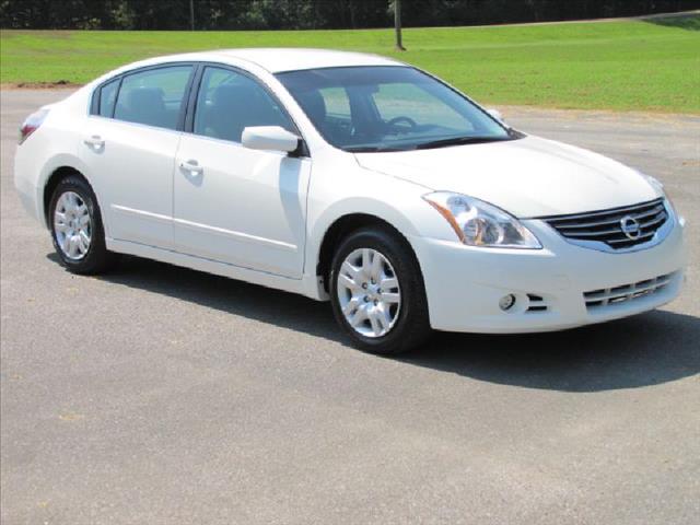 2011 Nissan Altima Quad-short-slt-6.7l Diesel-4wd-cd Player