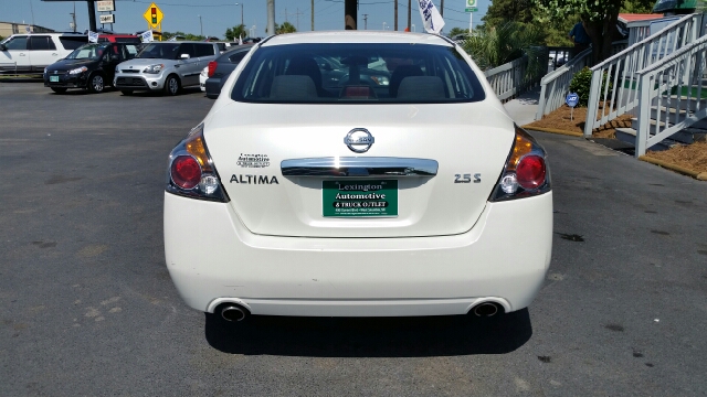 2011 Nissan Altima Pickupslt Quad Cab SWB 4WD 4x4 Truck