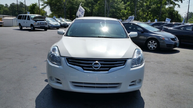 2011 Nissan Altima Pickupslt Quad Cab SWB 4WD 4x4 Truck