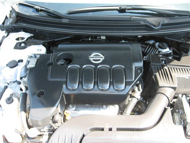2011 Nissan Altima Pickupslt Quad Cab SWB 4WD 4x4 Truck