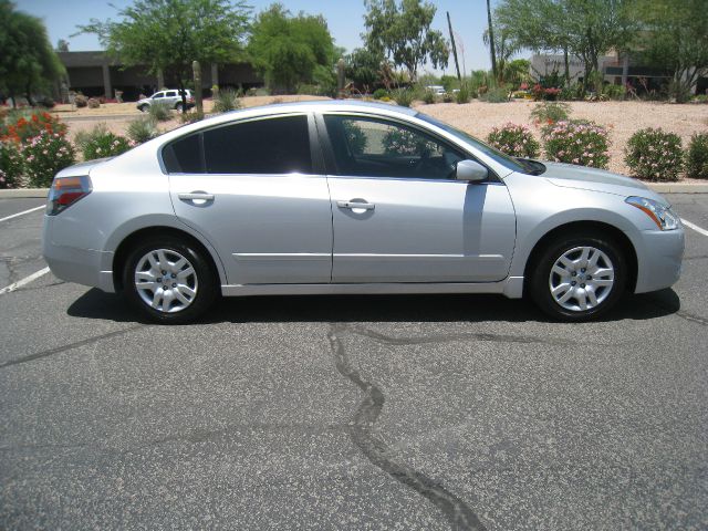 2011 Nissan Altima Pickupslt Quad Cab SWB 4WD 4x4 Truck