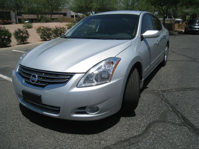 2011 Nissan Altima Pickupslt Quad Cab SWB 4WD 4x4 Truck