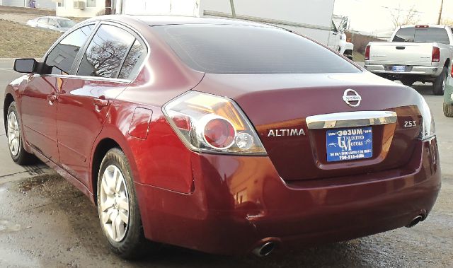 2011 Nissan Altima Pickupslt Quad Cab SWB 4WD 4x4 Truck