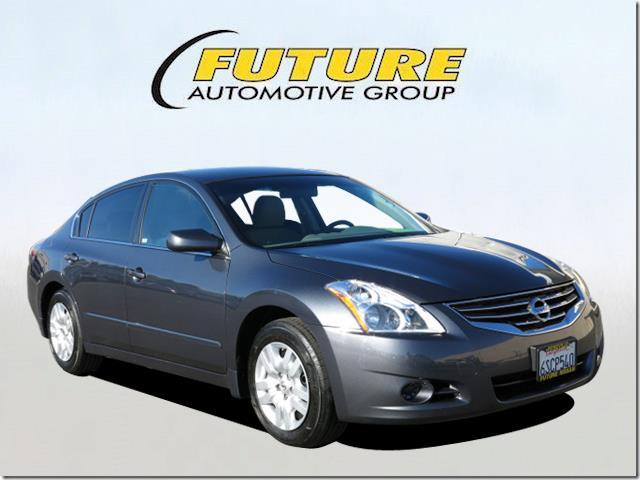 2011 Nissan Altima FWD 4dr