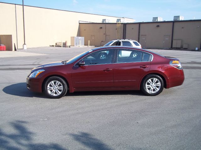 2011 Nissan Altima Pickupslt Quad Cab SWB 4WD 4x4 Truck