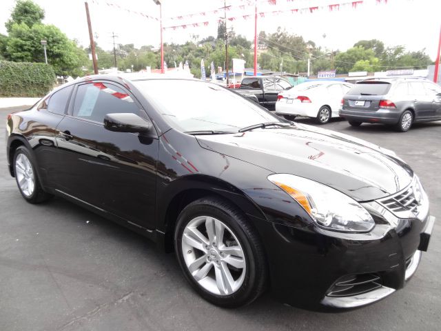 2011 Nissan Altima C/k1500 2WD Extended Cab
