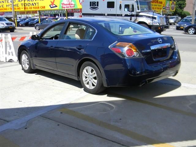2011 Nissan Altima Pickupslt Quad Cab SWB 4WD 4x4 Truck