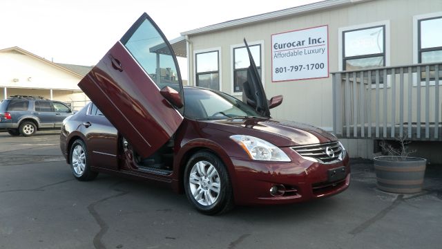 2011 Nissan Altima Pickupslt Quad Cab SWB 4WD 4x4 Truck