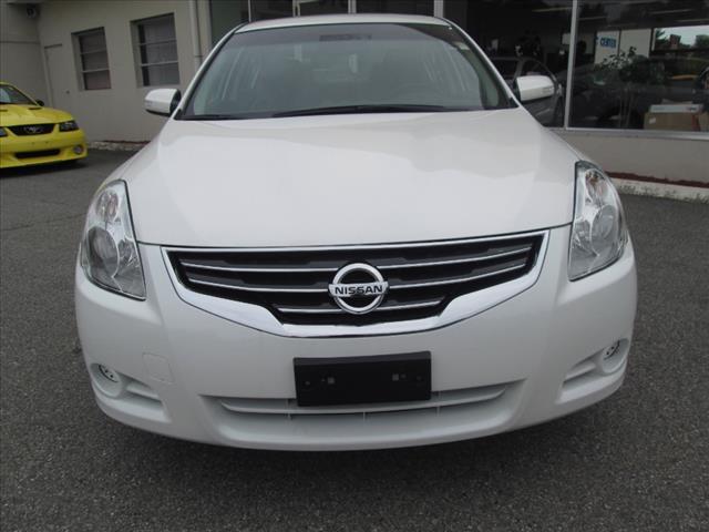 2011 Nissan Altima SLT Quad Cab 2WD