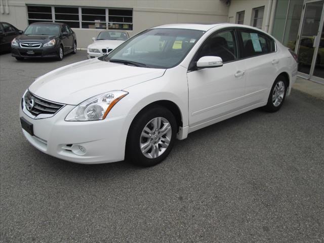 2011 Nissan Altima SLT Quad Cab 2WD