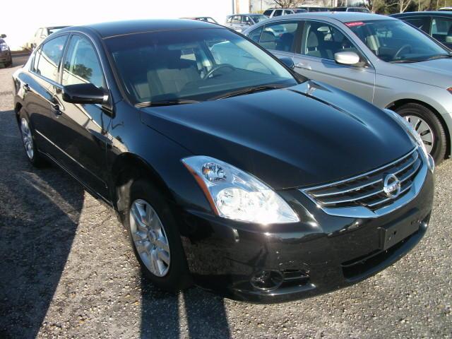 2011 Nissan Altima Unknown