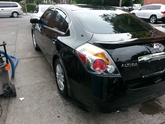 2011 Nissan Altima 2dr Cpe Performance Manual