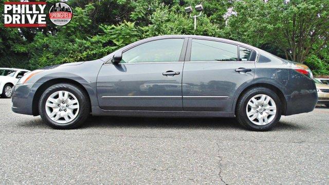 2011 Nissan Altima GS-R