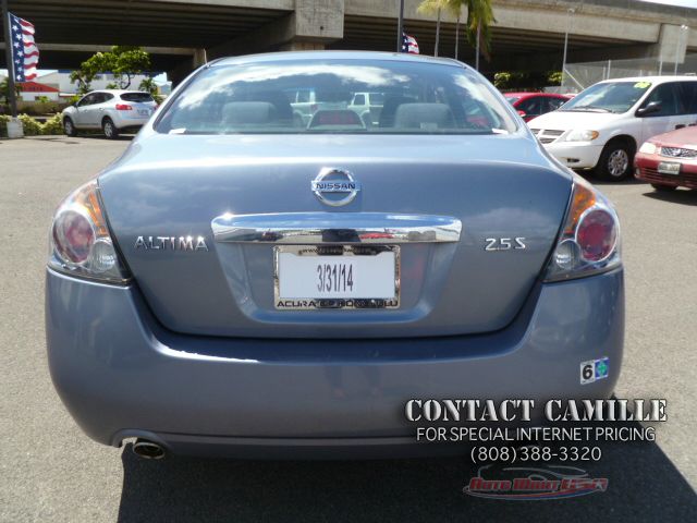2011 Nissan Altima Pickupslt Quad Cab SWB 4WD 4x4 Truck