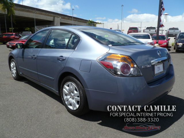 2011 Nissan Altima Pickupslt Quad Cab SWB 4WD 4x4 Truck