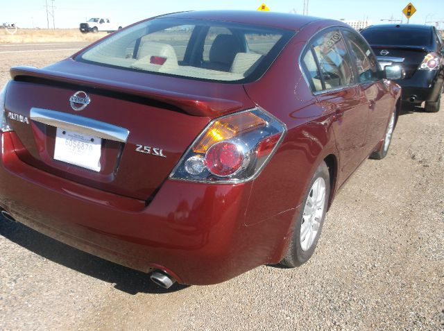 2012 Nissan Altima SLT Quad Cab 2WD