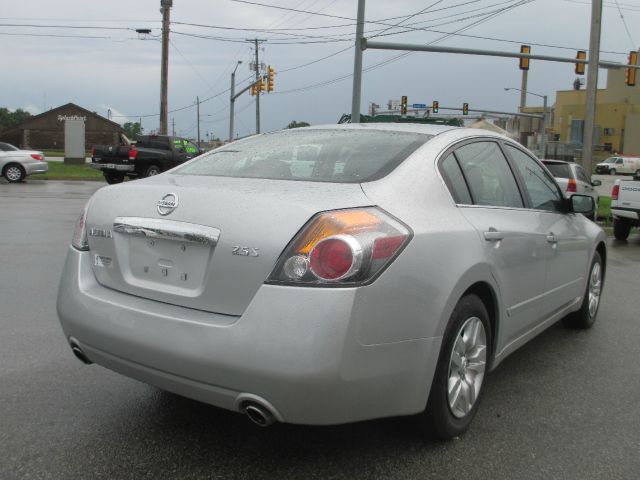 2012 Nissan Altima Pickupslt Quad Cab SWB 4WD 4x4 Truck