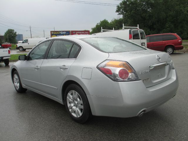 2012 Nissan Altima Pickupslt Quad Cab SWB 4WD 4x4 Truck