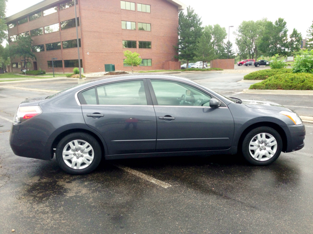 2012 Nissan Altima Pickupslt Quad Cab SWB 4WD 4x4 Truck