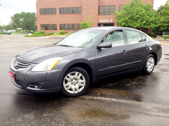 2012 Nissan Altima Pickupslt Quad Cab SWB 4WD 4x4 Truck