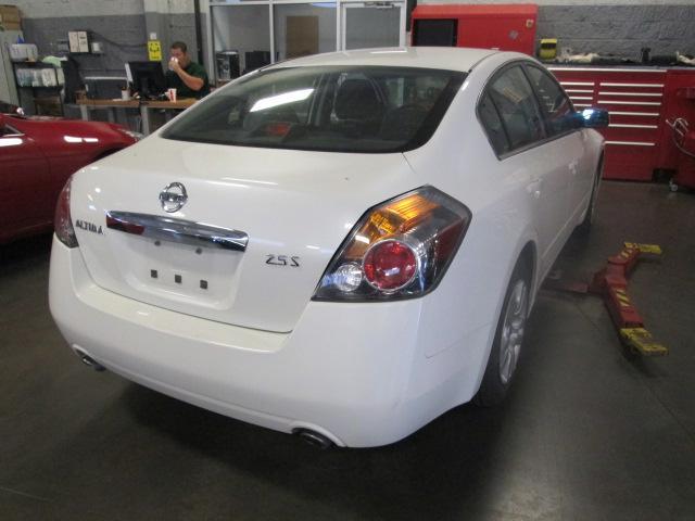 2012 Nissan Altima Unknown