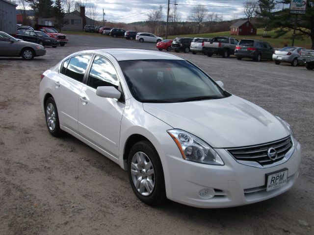 2012 Nissan Altima Pickupslt Quad Cab SWB 4WD 4x4 Truck