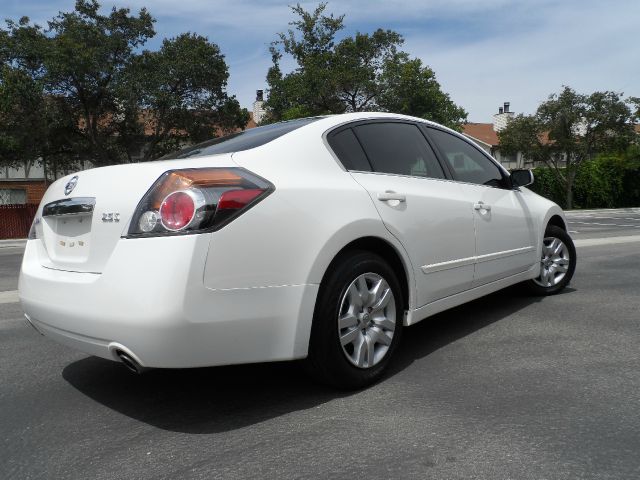 2012 Nissan Altima Pickupslt Quad Cab SWB 4WD 4x4 Truck