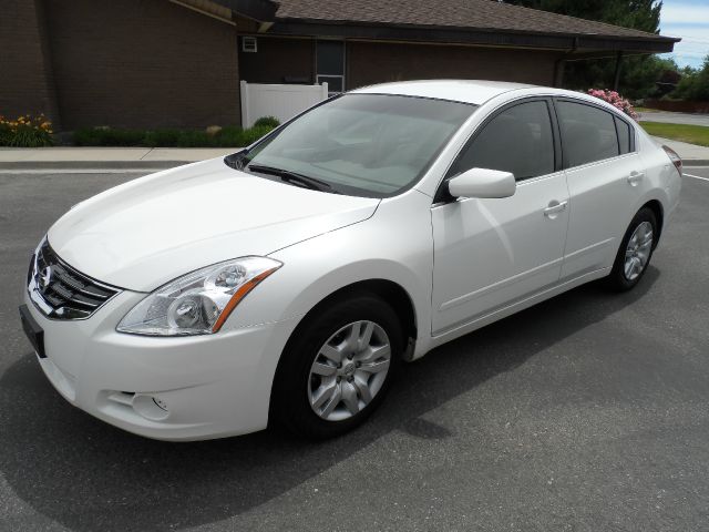 2012 Nissan Altima Pickupslt Quad Cab SWB 4WD 4x4 Truck