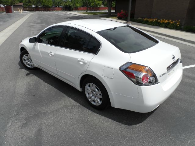 2012 Nissan Altima Pickupslt Quad Cab SWB 4WD 4x4 Truck