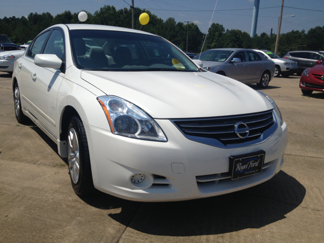 2012 Nissan Altima Pickupslt Quad Cab SWB 4WD 4x4 Truck