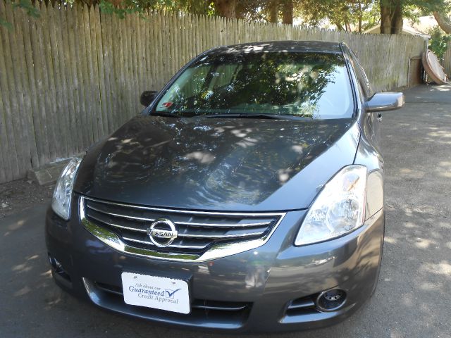 2012 Nissan Altima GS-R