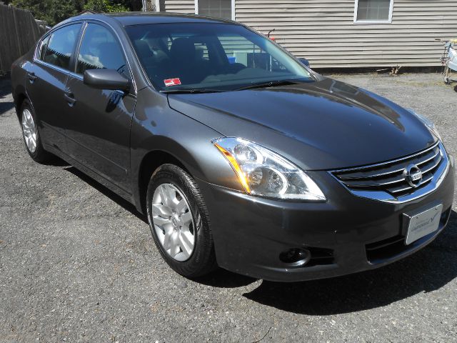 2012 Nissan Altima GS-R