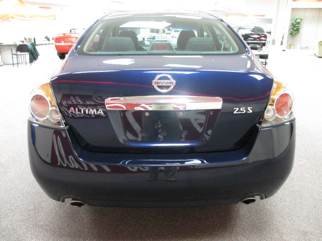 2012 Nissan Altima Pickupslt Quad Cab SWB 4WD 4x4 Truck