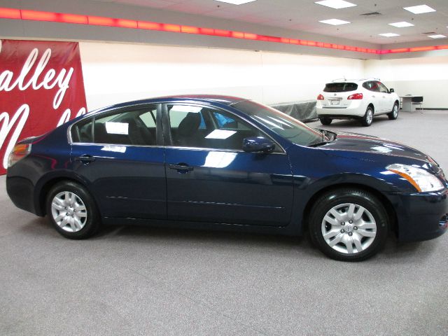 2012 Nissan Altima Pickupslt Quad Cab SWB 4WD 4x4 Truck