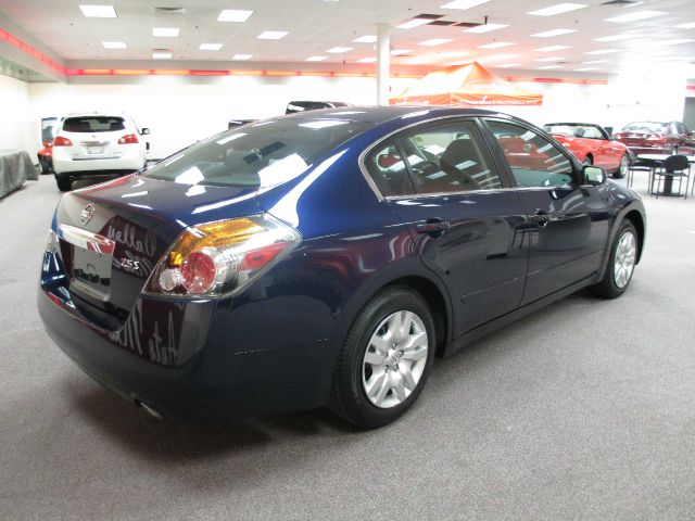 2012 Nissan Altima Pickupslt Quad Cab SWB 4WD 4x4 Truck