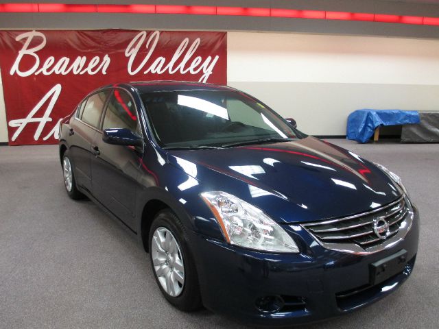 2012 Nissan Altima Pickupslt Quad Cab SWB 4WD 4x4 Truck