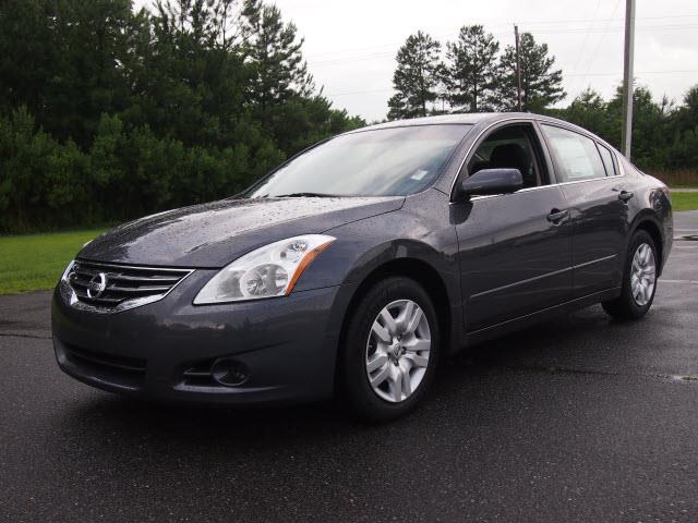 2012 Nissan Altima Pickupslt Quad Cab SWB 4WD 4x4 Truck