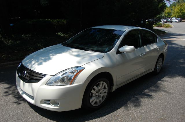 2012 Nissan Altima Pickupslt Quad Cab SWB 4WD 4x4 Truck