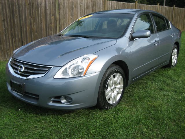 2012 Nissan Altima Pickupslt Quad Cab SWB 4WD 4x4 Truck