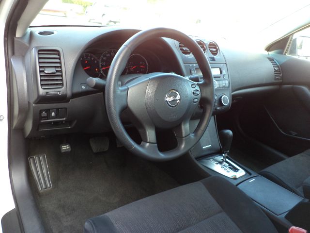 2012 Nissan Altima Pickupslt Quad Cab SWB 4WD 4x4 Truck