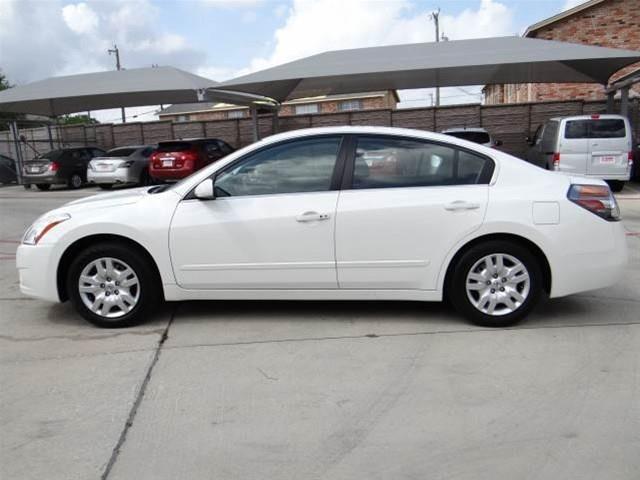 2012 Nissan Altima GS-R