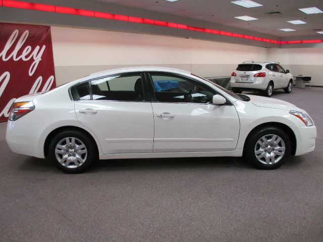 2012 Nissan Altima Pickupslt Quad Cab SWB 4WD 4x4 Truck
