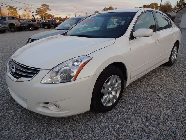 2012 Nissan Altima Pickupslt Quad Cab SWB 4WD 4x4 Truck