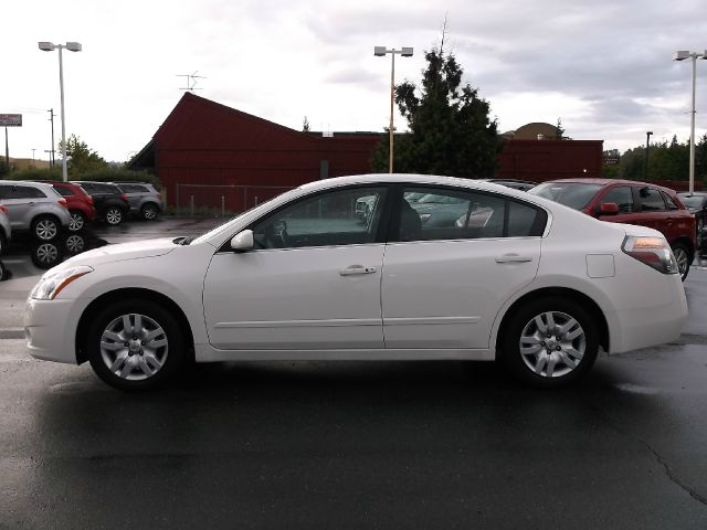 2012 Nissan Altima Pickupslt Quad Cab SWB 4WD 4x4 Truck